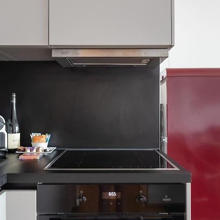 Hoch Hinaus, Neu Und Stilvoll Mit Pool Am Dach Apartment Vienna Luaran gambar
