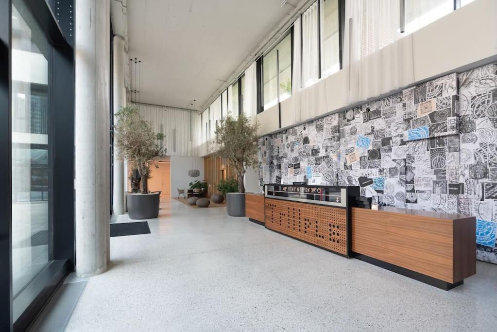 Hoch Hinaus, Neu Und Stilvoll Mit Pool Am Dach Apartment Vienna Luaran gambar