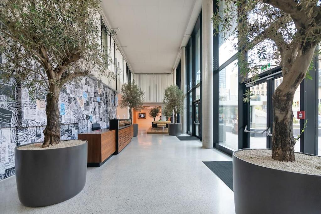Hoch Hinaus, Neu Und Stilvoll Mit Pool Am Dach Apartment Vienna Luaran gambar